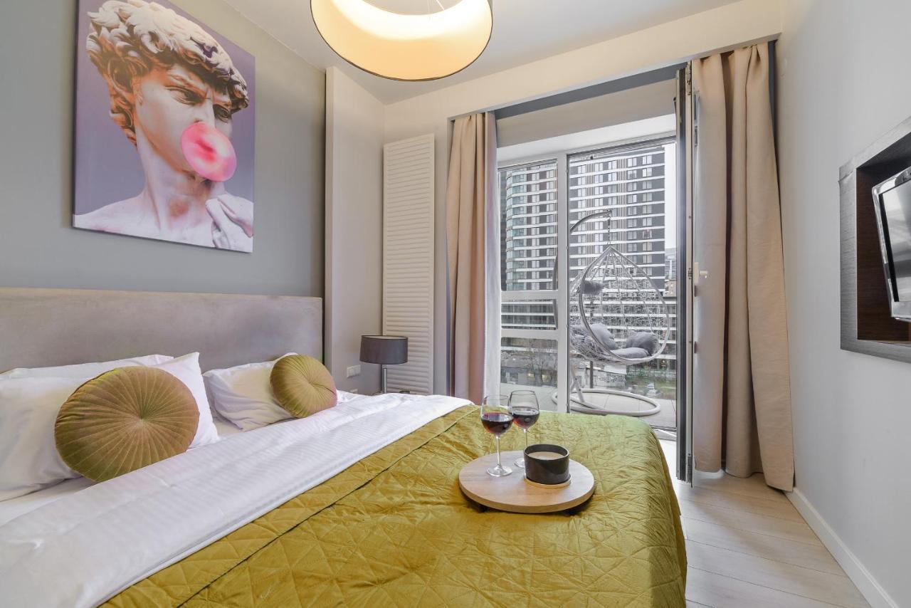 Luxury Apartments In Platinum Tower Varsovia Exterior foto