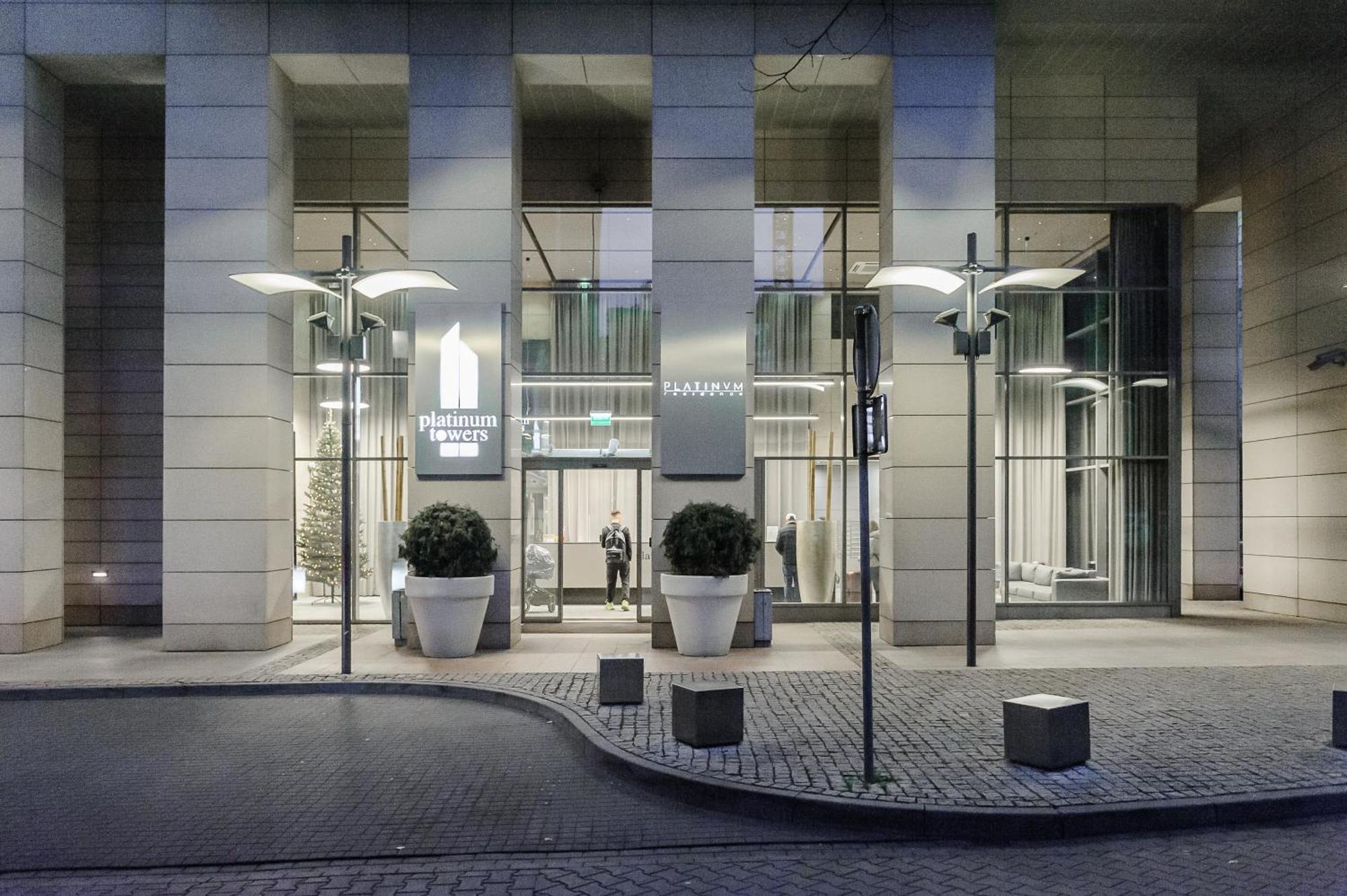Luxury Apartments In Platinum Tower Varsovia Exterior foto