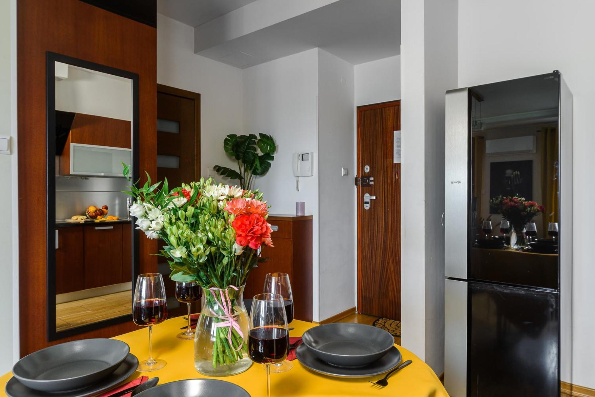 Luxury Apartments In Platinum Tower Varsovia Exterior foto