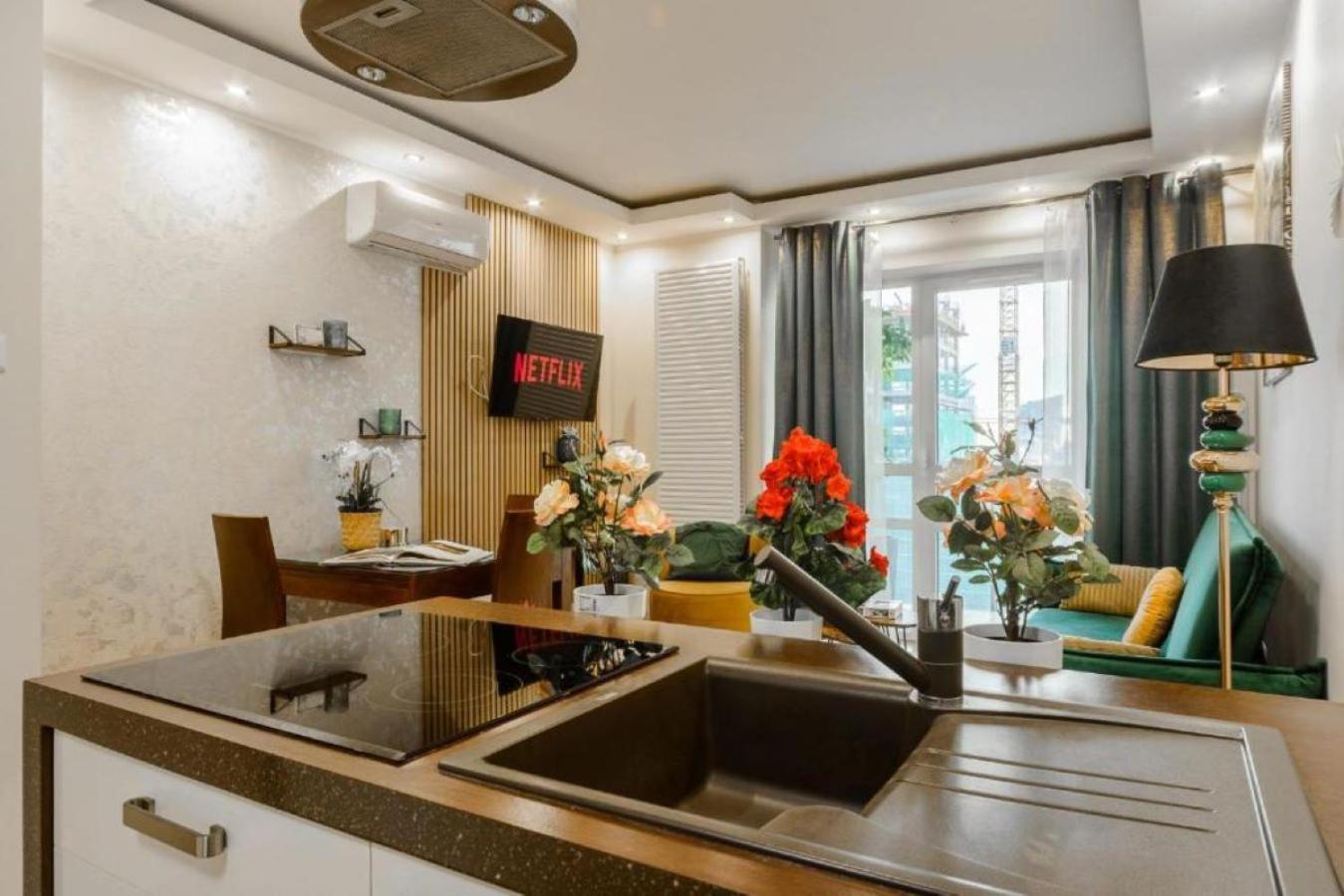 Luxury Apartments In Platinum Tower Varsovia Exterior foto