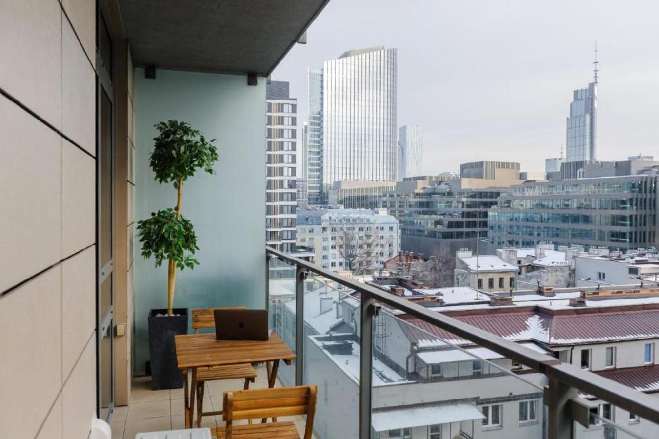 Luxury Apartments In Platinum Tower Varsovia Exterior foto