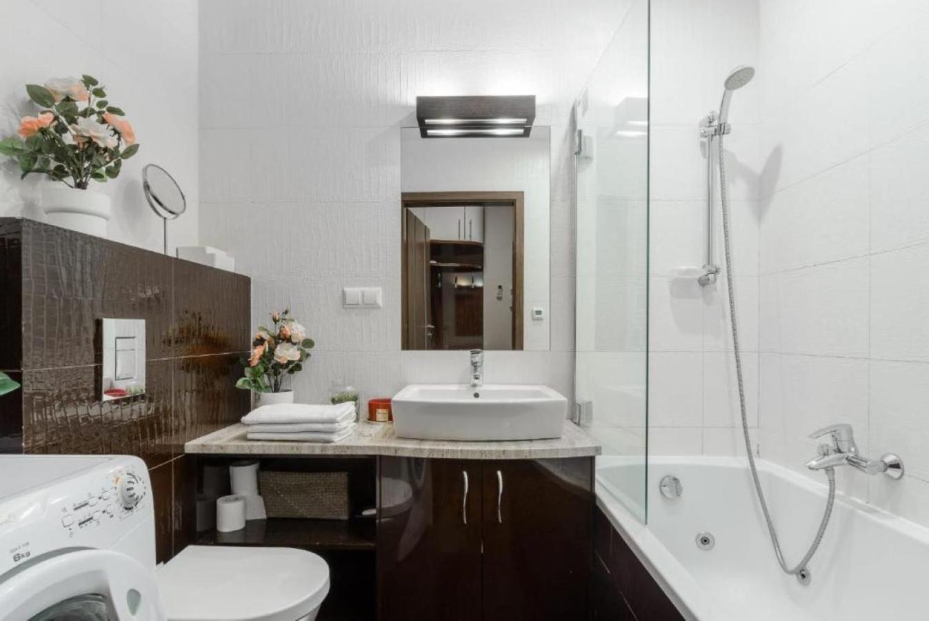 Luxury Apartments In Platinum Tower Varsovia Exterior foto